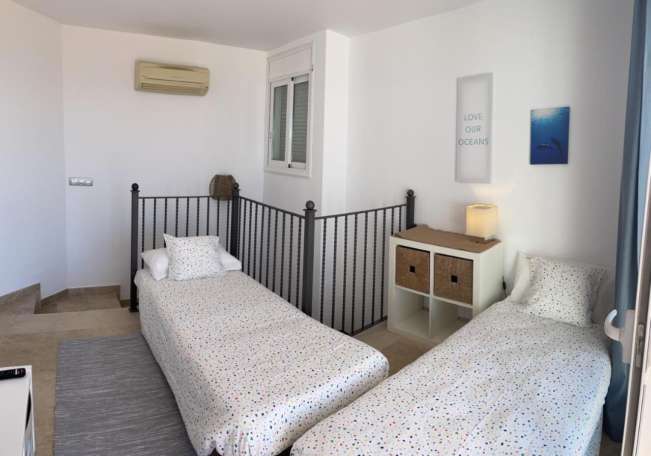 Amazing Duplex With Large Terrace And Sea Views Leilighet Puerto de Santiago  Eksteriør bilde