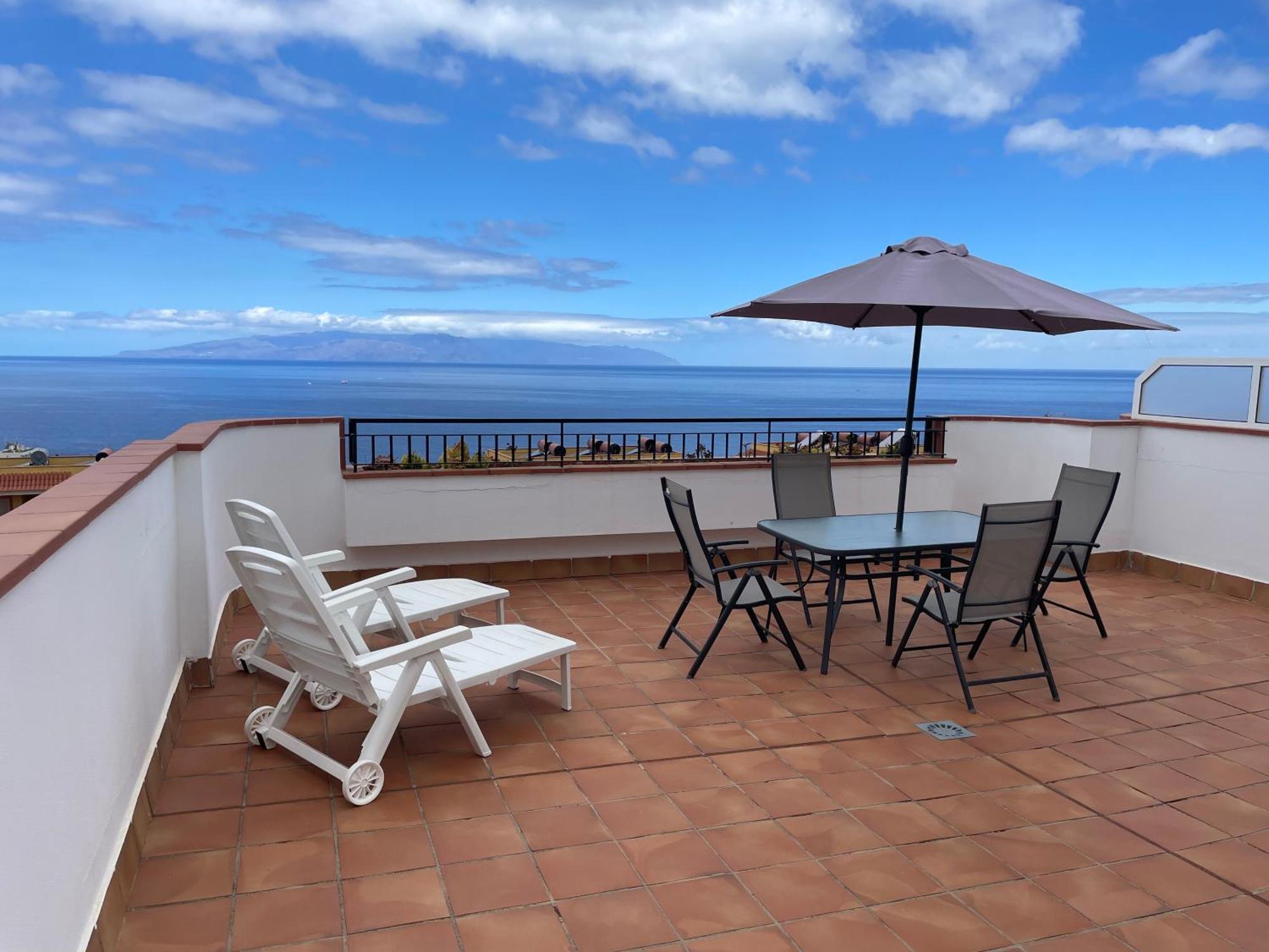 Amazing Duplex With Large Terrace And Sea Views Leilighet Puerto de Santiago  Eksteriør bilde